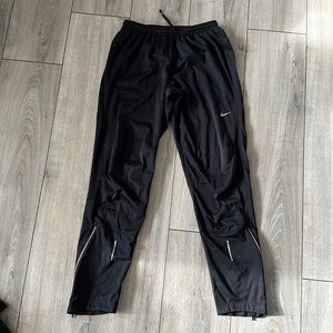 NIKE JOGGER